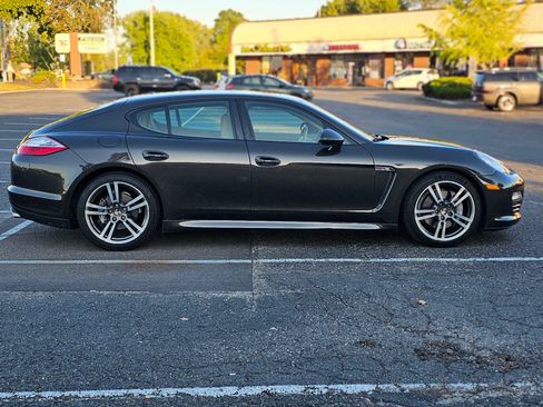 Used 2012 Porsche Panamera 4 image 2