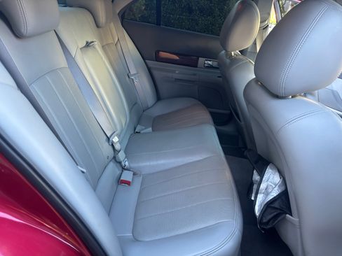 Used 2005 Lincoln LS image 18