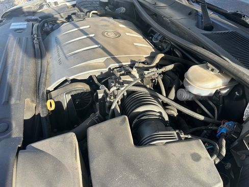 Used 2010 Cadillac DTS Hearse FWD image 23