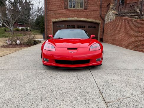 Used 2010 Chevrolet Corvette Grand Sport w/ Preferred Equipment Group image 5