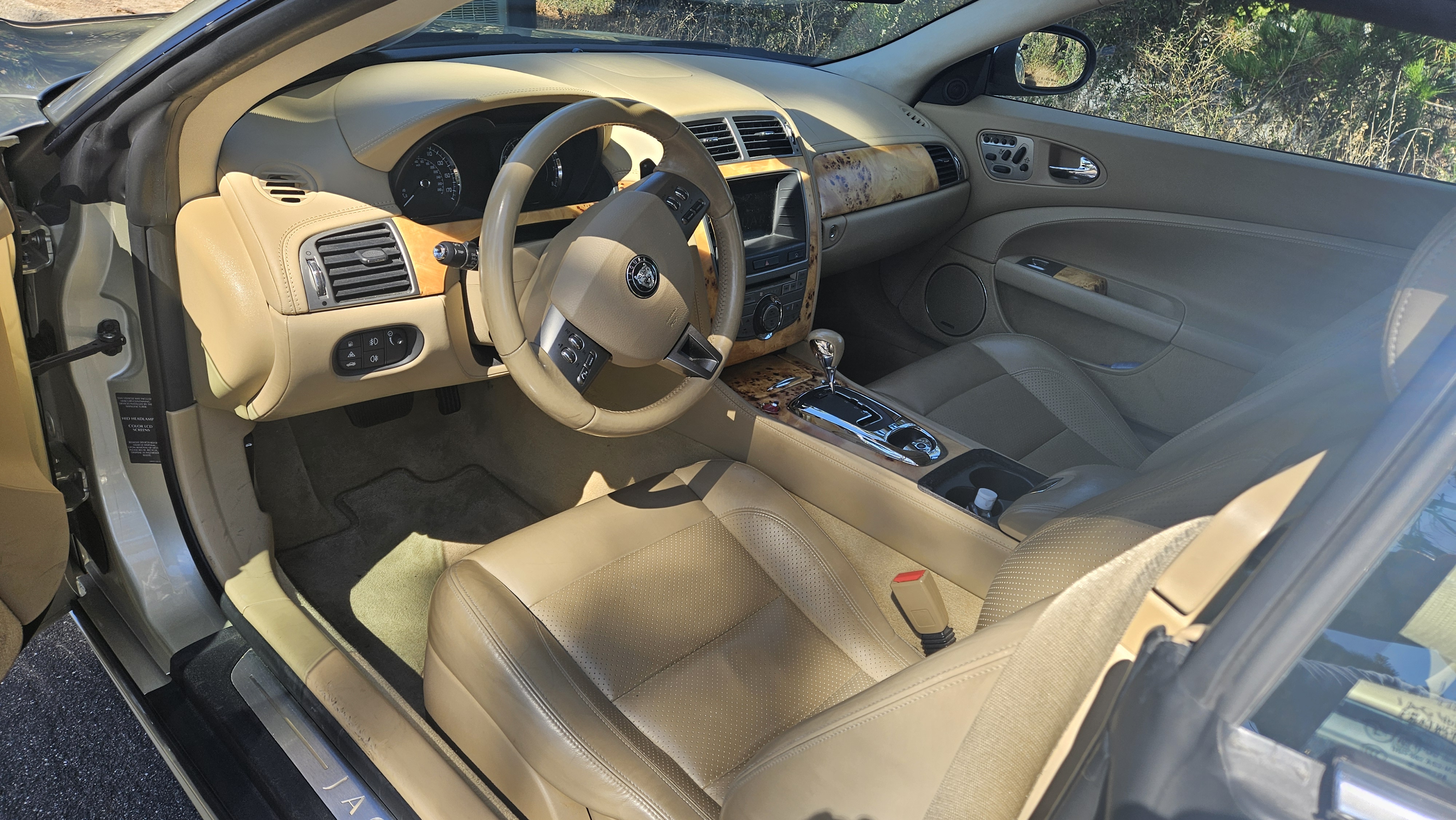 Used 2008 Jaguar XK Convertible RWD image 4