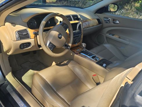 Used 2008 Jaguar XK Convertible RWD image 4