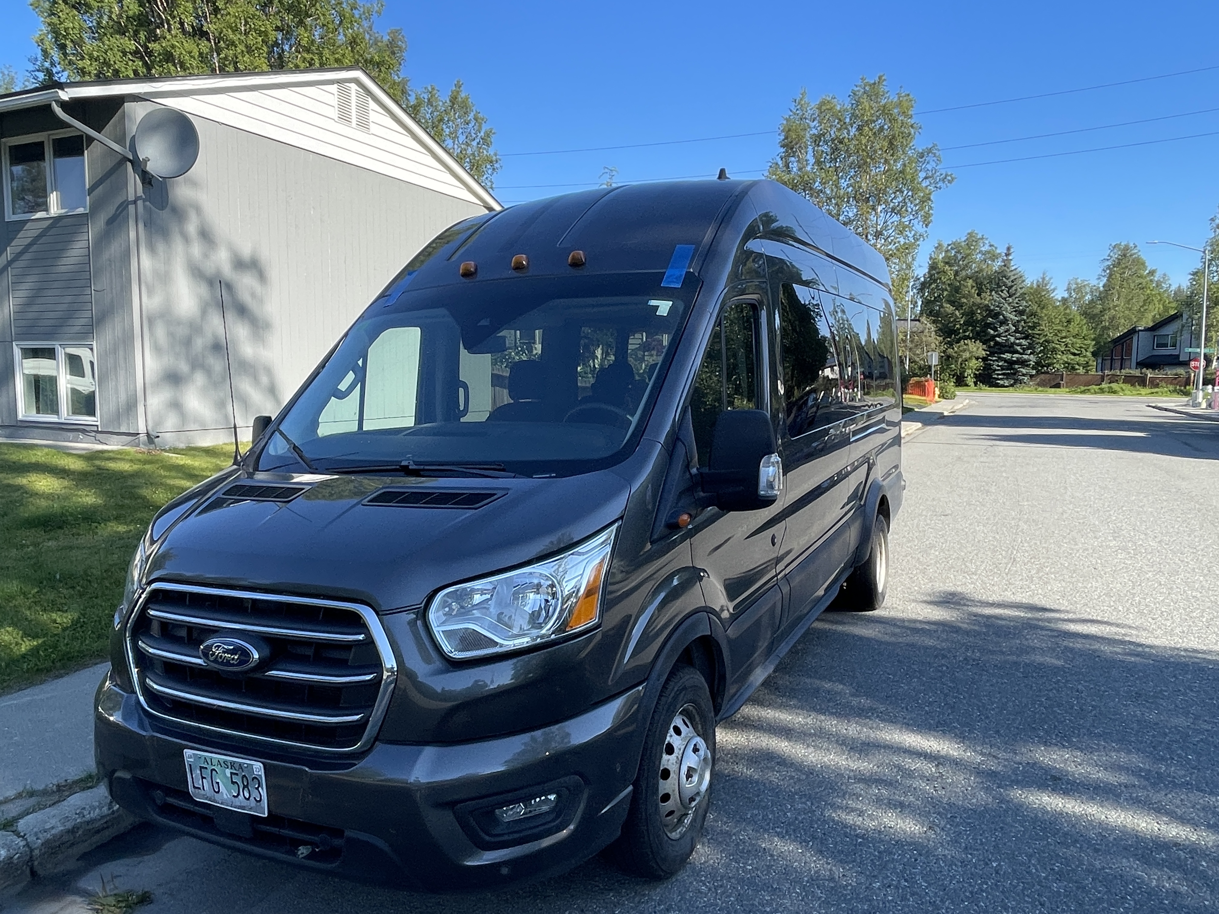 Used 2020 Ford Transit 350 XLT RWD image 5