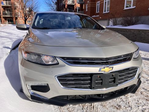 Used 2016 Chevrolet Malibu LT image 1