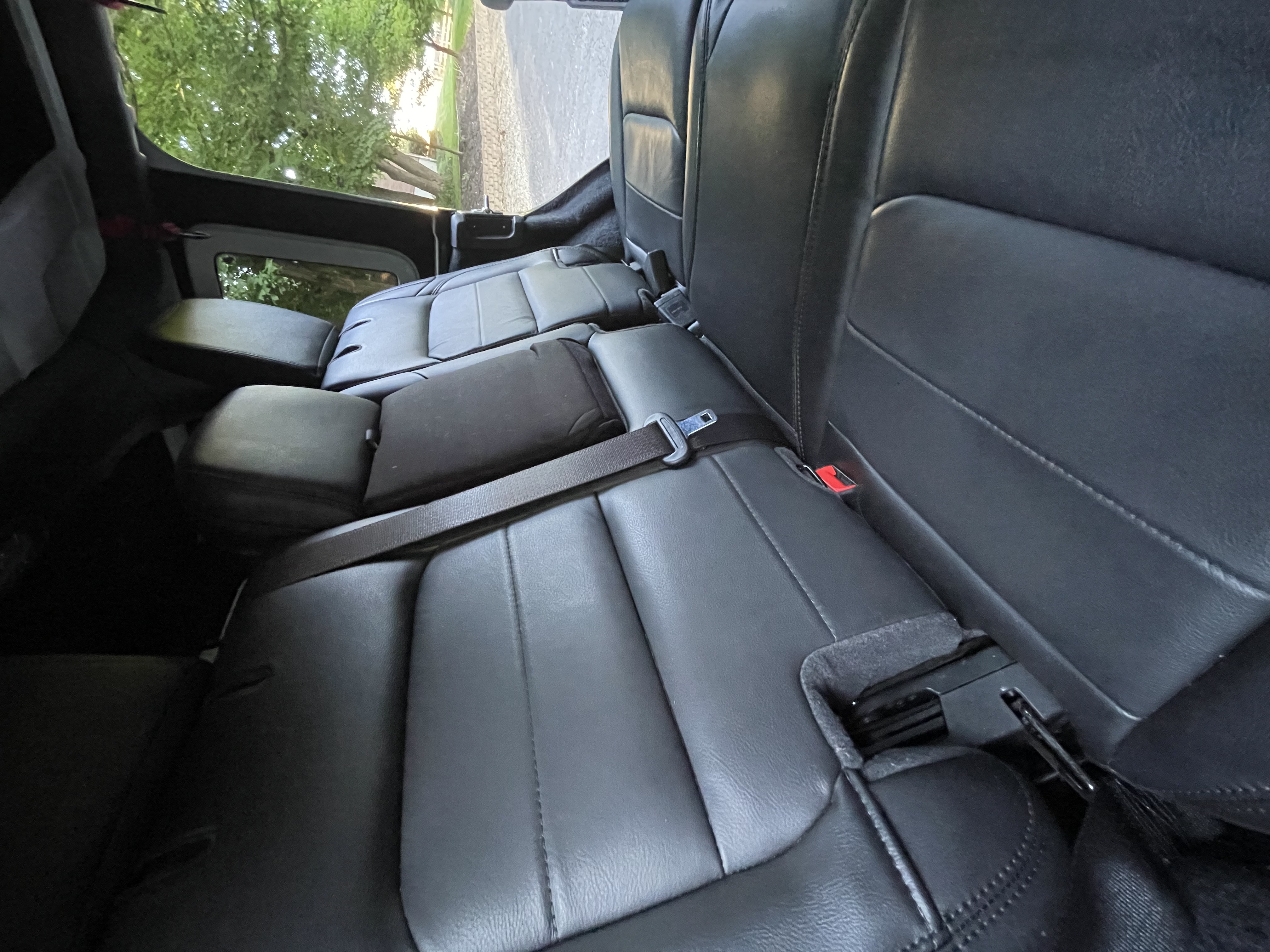 Used 2020 Jeep Wrangler Unlimited Sahara AWD/4WD image 15