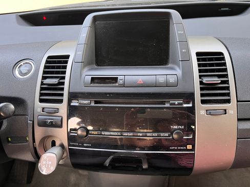 Used 2007 Toyota Prius FWD image 10