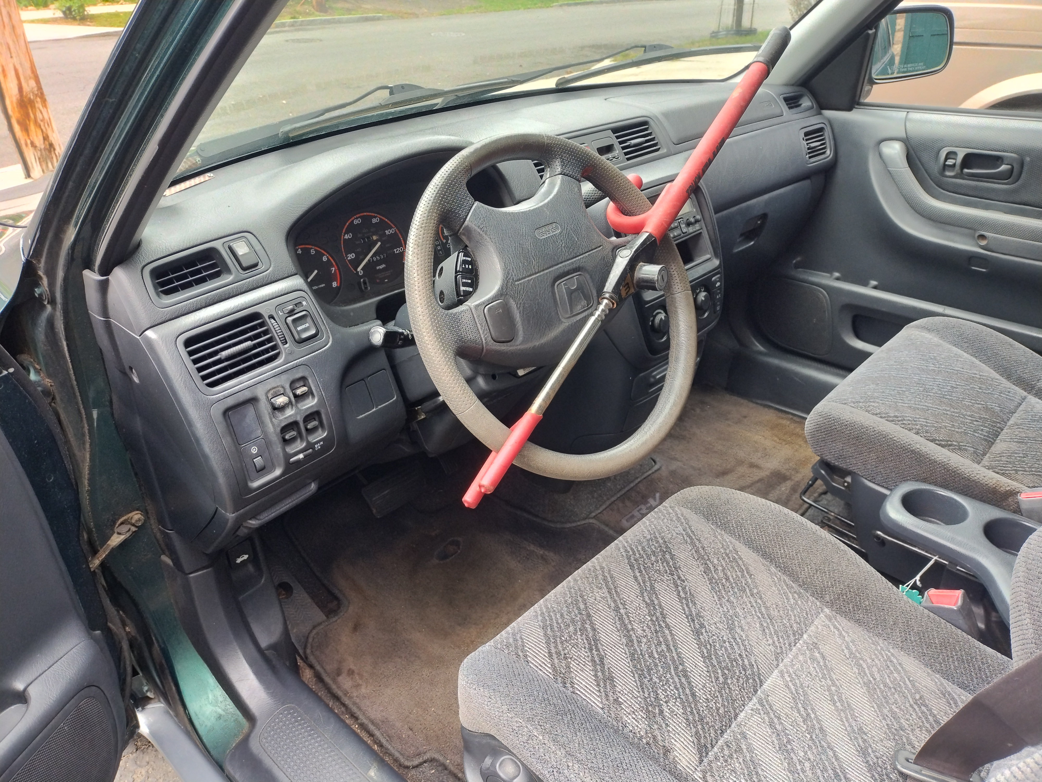 Used 2001 Honda CR-V LX image 11