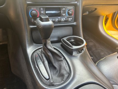 Used 2002 Chevrolet Corvette Coupe 2D w/ Preferred Equipment Group2 image 16