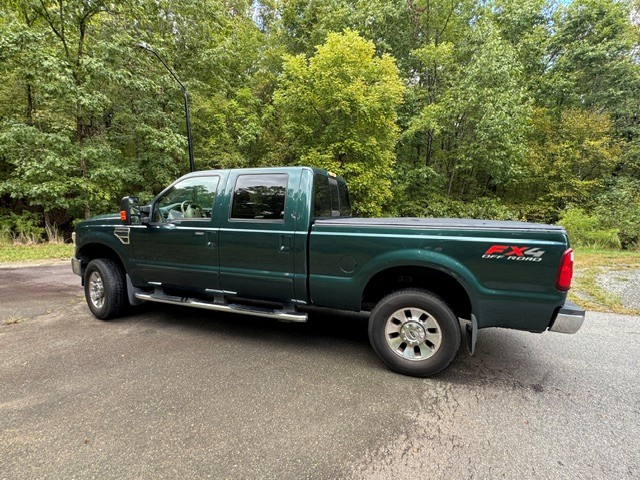 Used 2010 Ford F250 Lariat AWD/4WD image 6