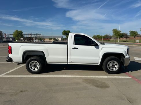 Used 2017 GMC Sierra 1500 2WD Regular Cab image 2