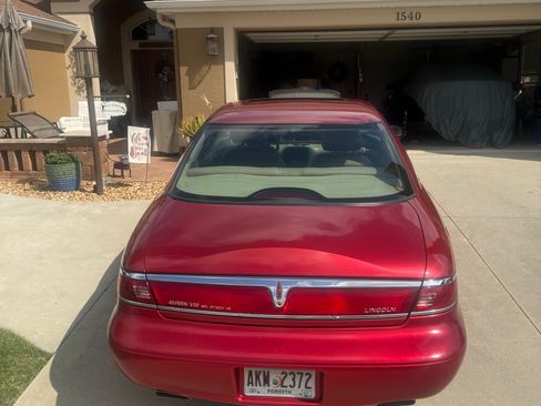 Used 1997 Lincoln Mark VIII RWD image 6