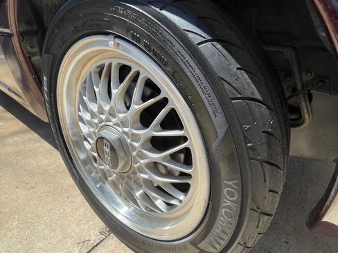 Used 1995 MAZDA MX-5 Miata M-Edition Convertible 2D image 15