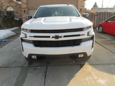 Used 2019 Chevrolet Silverado 1500 RST image 4