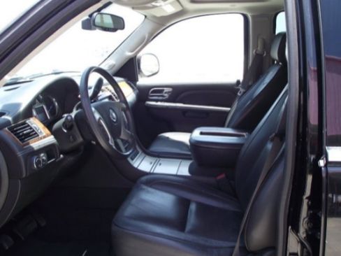 Used 2012 Cadillac Escalade Platinum image 6