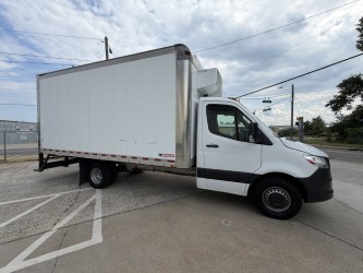 Used 2023 Mercedes-Benz Sprinter 4500 image 6