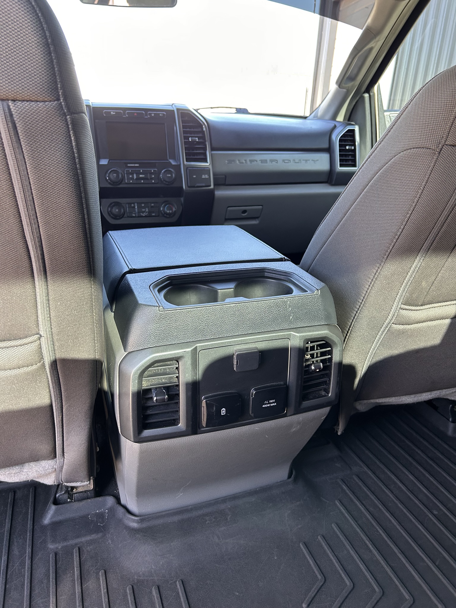 Used 2022 Ford F250 XLT w/ Black Appearance Package AWD/4WD image 16
