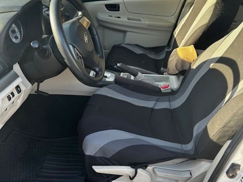 Used 2014 Subaru Impreza 2.0i image 8