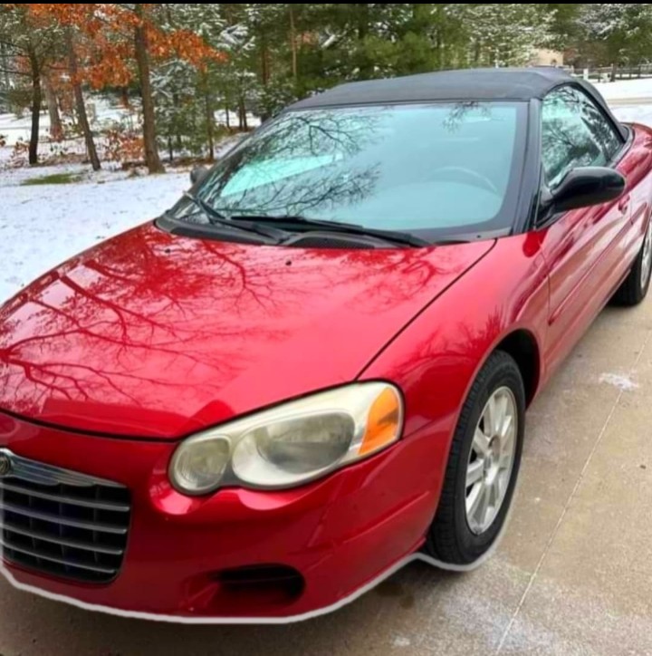 Used 2004 Chrysler Sebring GTC FWD image 1