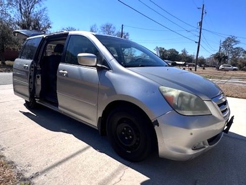 Used 2005 Honda Odyssey Touring image 2