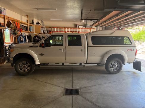 Used 2014 Ford F350 Lariat w/ Lariat Ultimate Package AWD/4WD image 1