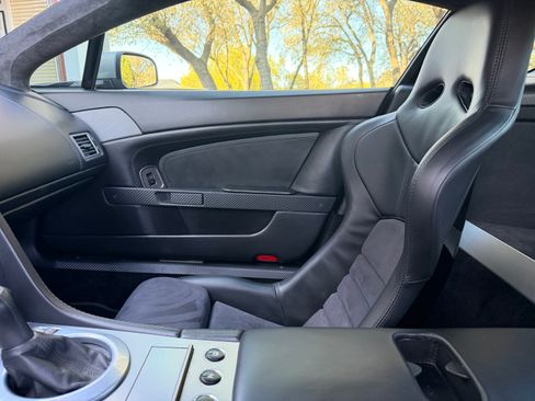 Used 2006 Aston Martin V8 Vantage Coupe 2D image 21