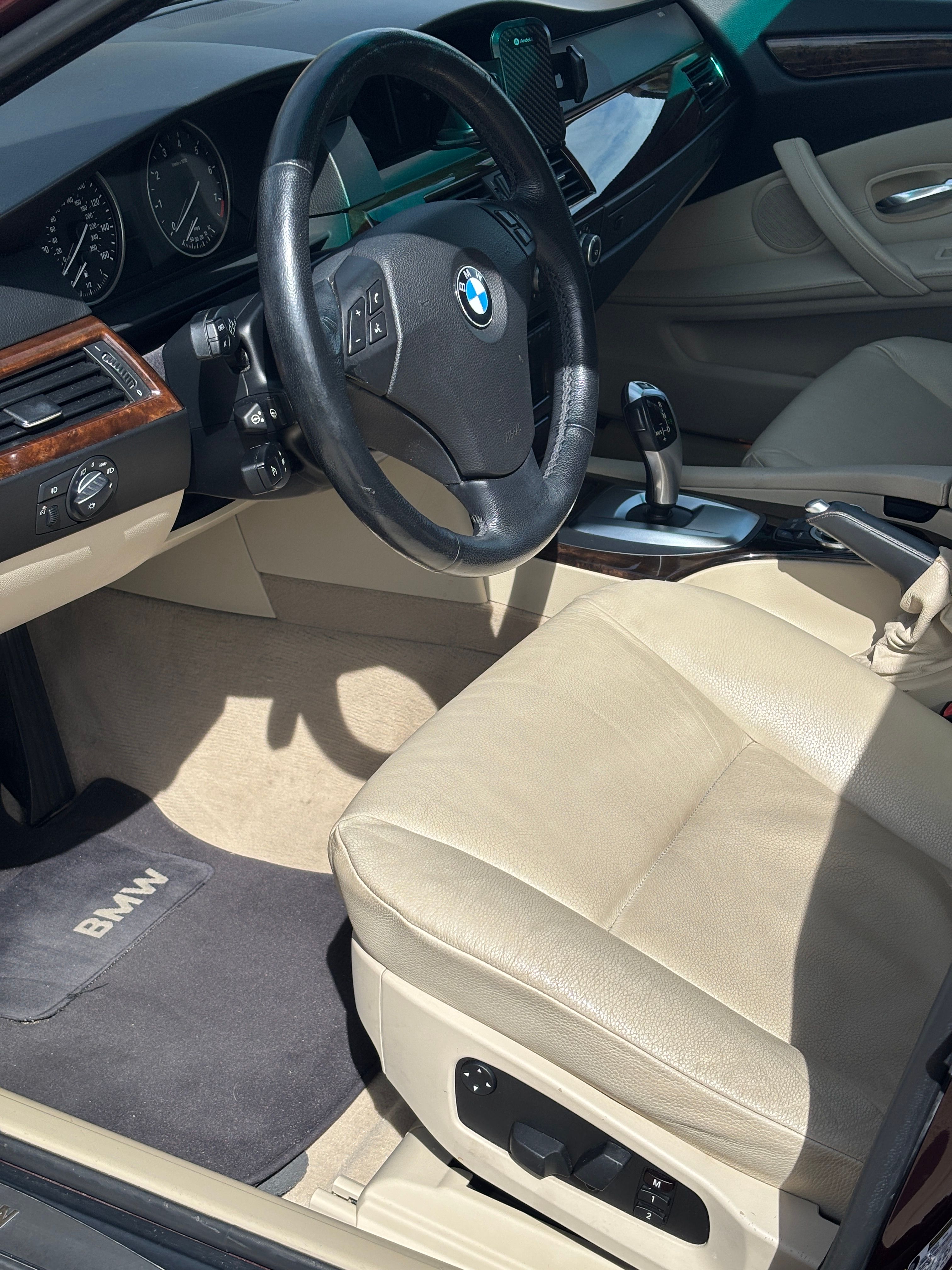 Used 2009 BMW 528i xDrive Sedan AWD/4WD image 11
