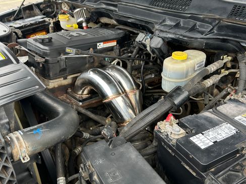 Used 2011 RAM 2500 Laramie w/ Cold Weather Group image 28