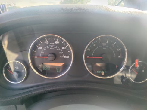 Used 2013 Jeep Wrangler Unlimited Sahara w/ Connectivity Group image 15