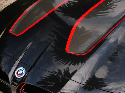 Used 2023 BMW M4 CSL image 5