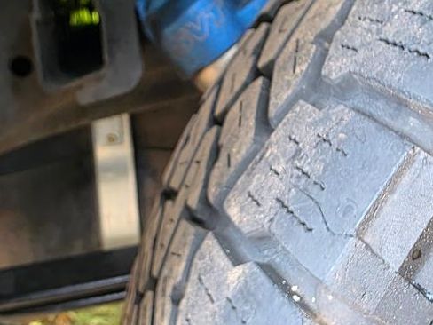 Used 2010 Ford F150 Lariat image 4