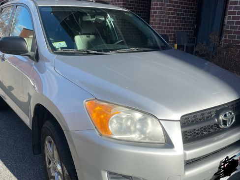 Used 2010 Toyota RAV4 4WD image 7