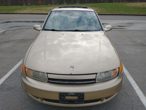 Used 2001 Saturn L-Series L300 image 1