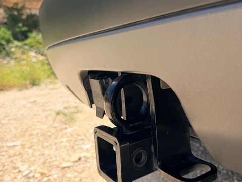Used 2019 Land Rover Discovery SE AWD/4WD image 12