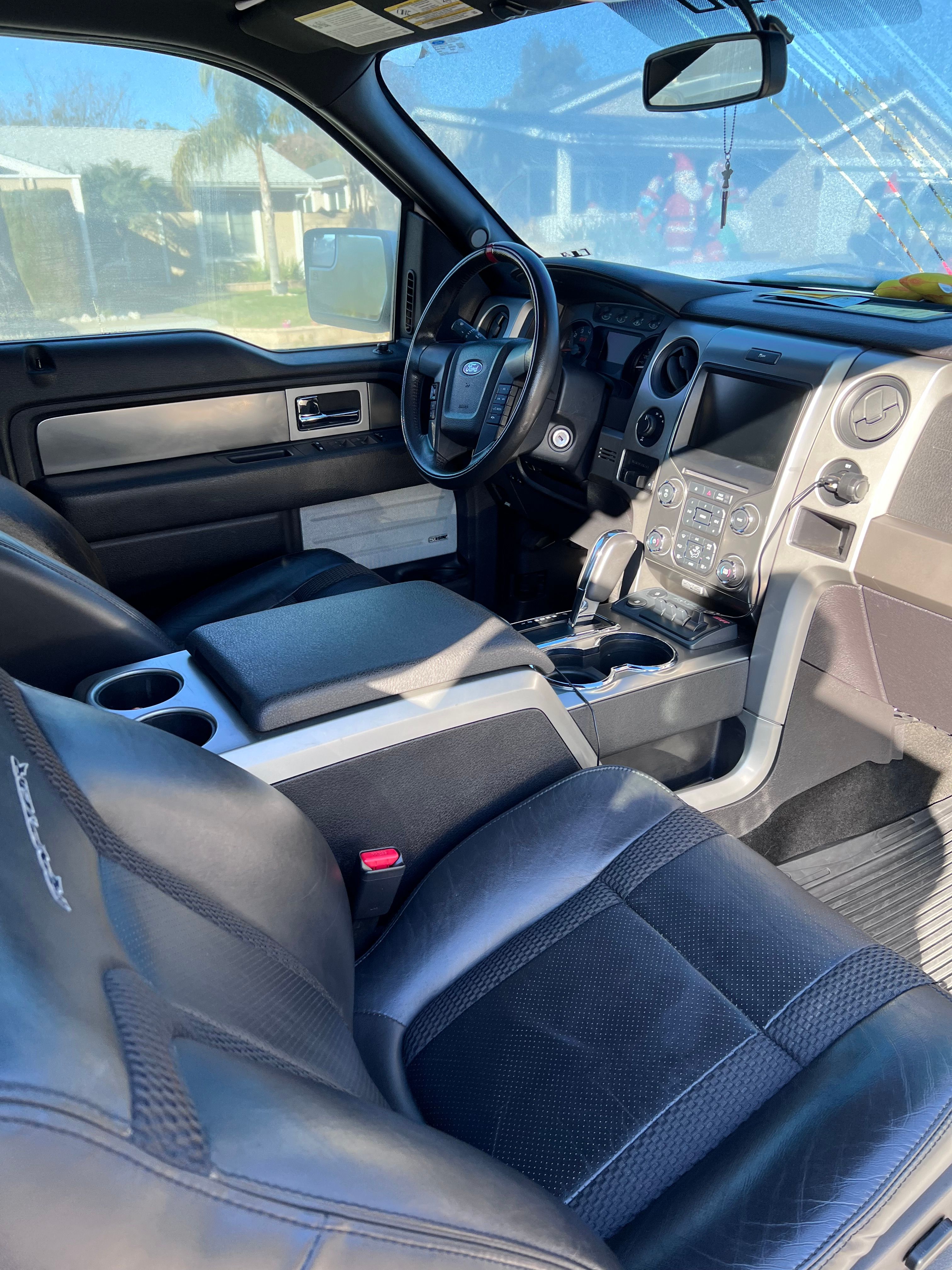 Used 2013 Ford F150 Raptor w/ Luxury Equipment Group AWD/4WD image 9