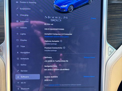 Used 2015 Tesla Model S 90D image 31