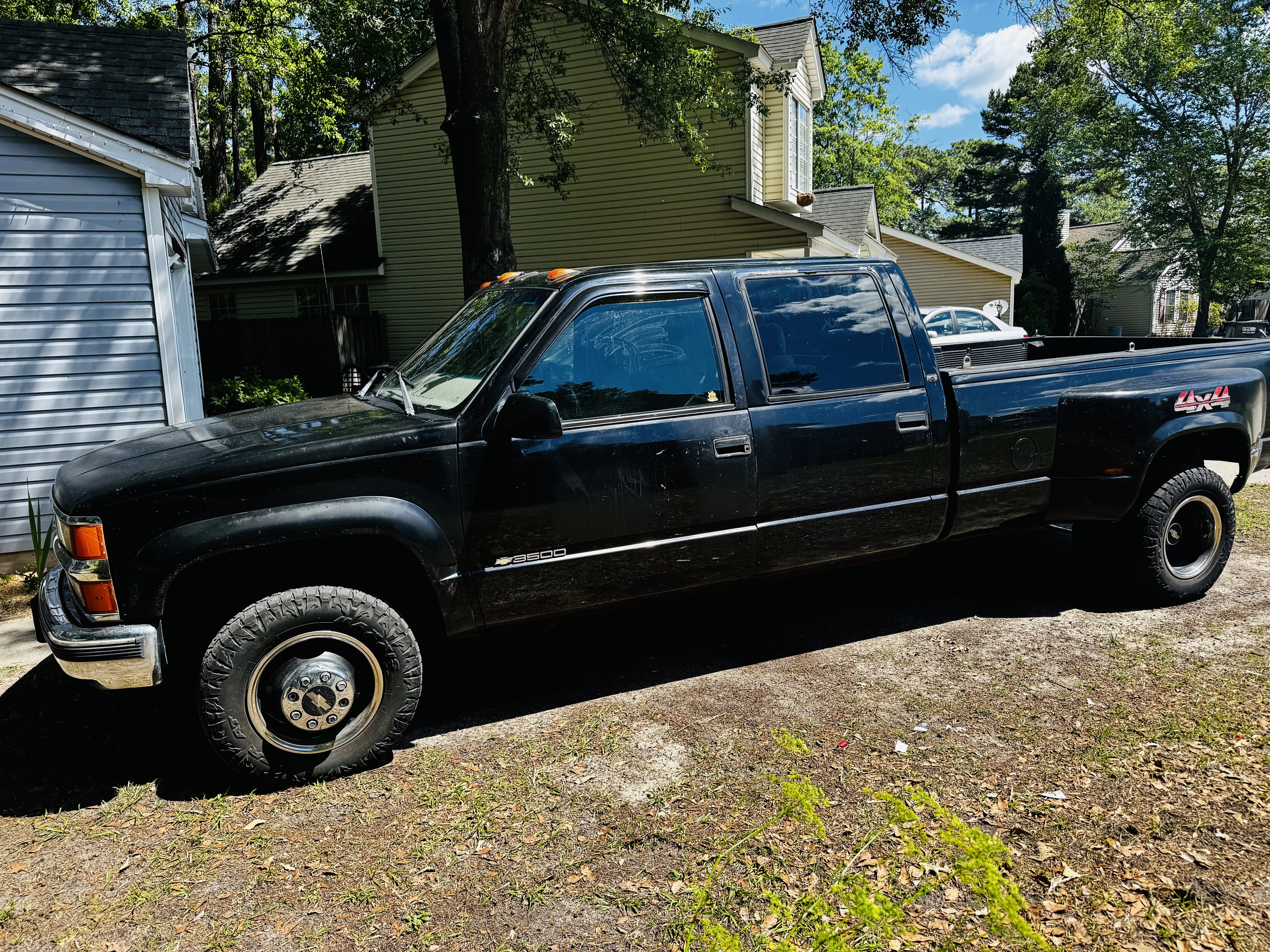 Used 1998 Chevrolet Silverado 3500 4x4 Crew Cab w/ Preferred Equipment Group 2 image 6