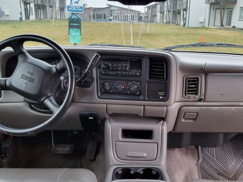 Used 2002 GMC Sierra 1500 4x4 Extended Cab w/ SLT Marketing Option Pkg image 11