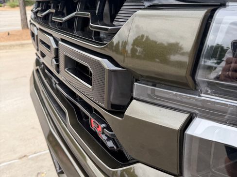 Used 2025 Ford F150 Raptor w/ Equipment Group 803A Raptor R AWD/4WD image 9