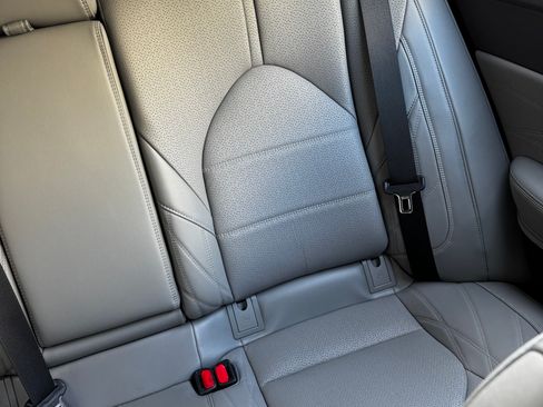 Used 2019 Toyota Avalon Limited w/ Advanced Safety Package image 23