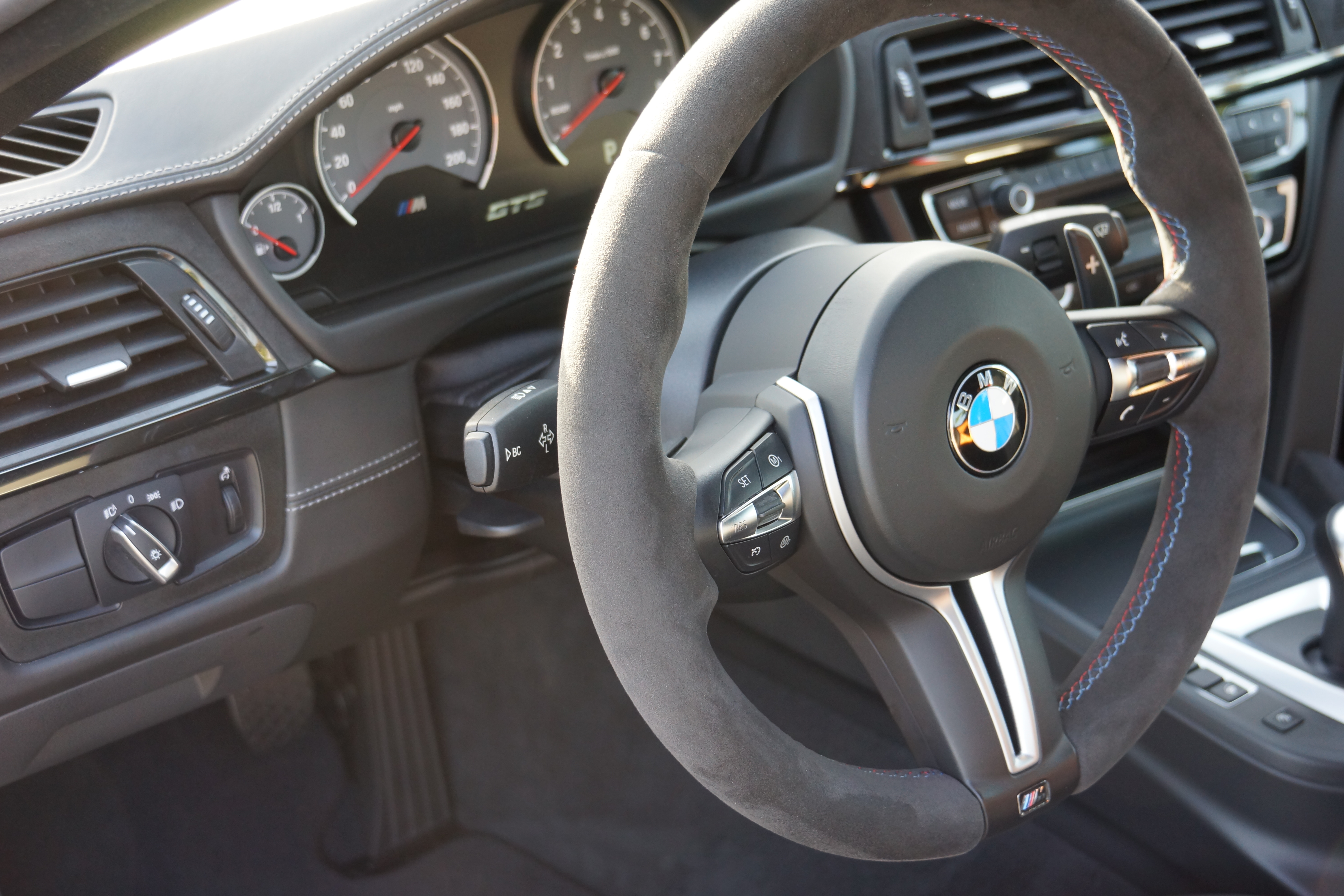 Used 2016 BMW M4 GTS RWD image 15