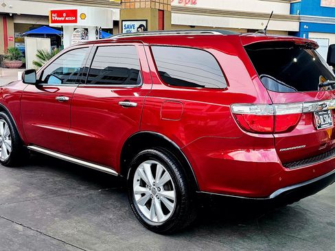 Used 2013 Dodge Durango Crew image 2