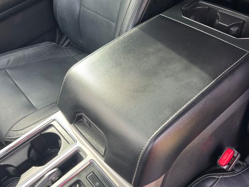 Used 2015 Ford F150 Lariat w/ Equipment Group 502A Luxury AWD/4WD image 14