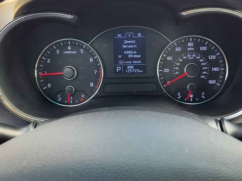 Used 2015 Kia Forte EX image 14