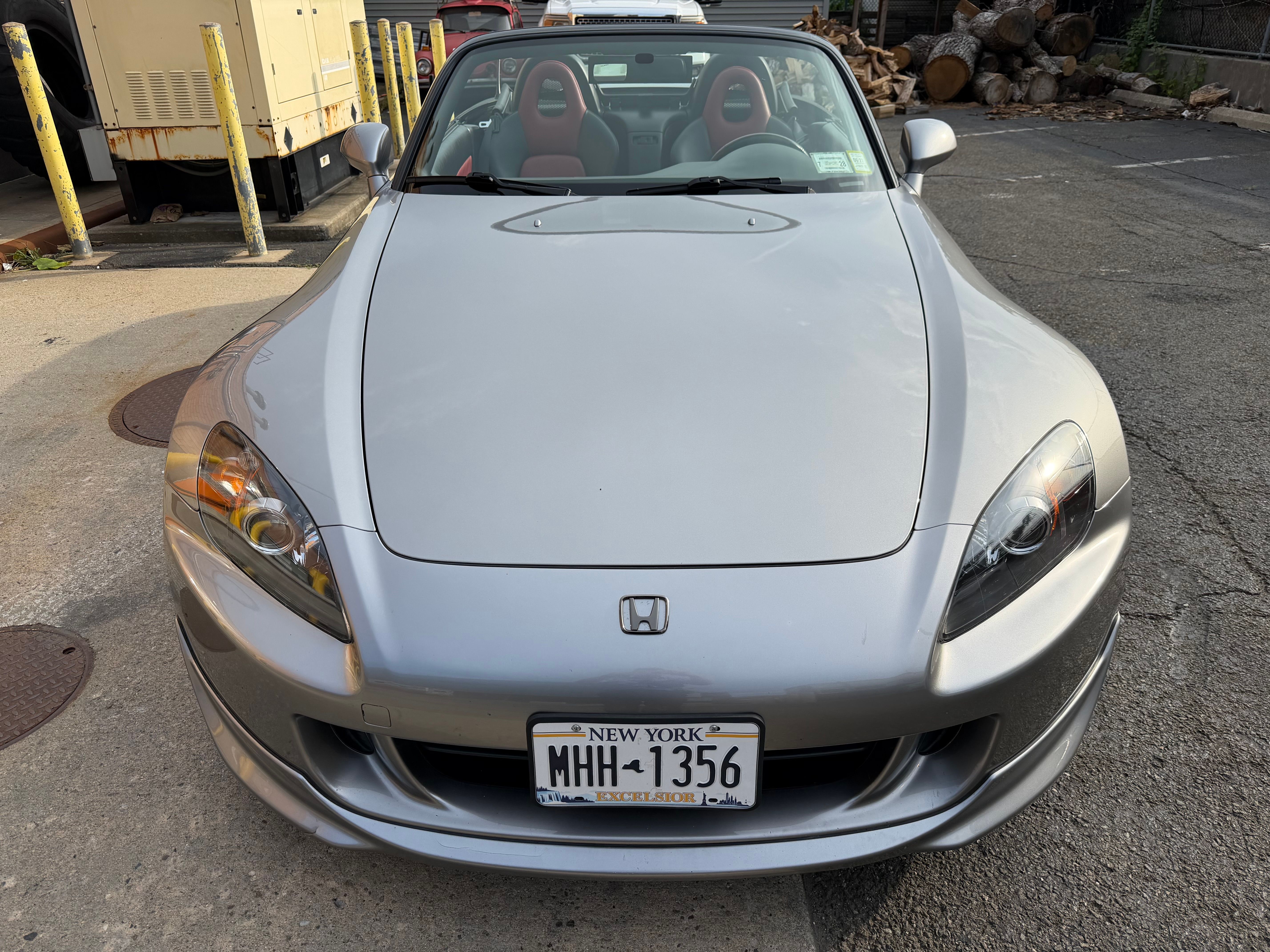 Used 2004 Honda S2000 image 4