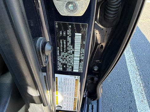 Used 2019 Lexus GX 460 Premium image 28