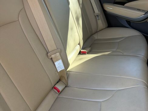 Used 2016 Hyundai Azera image 5