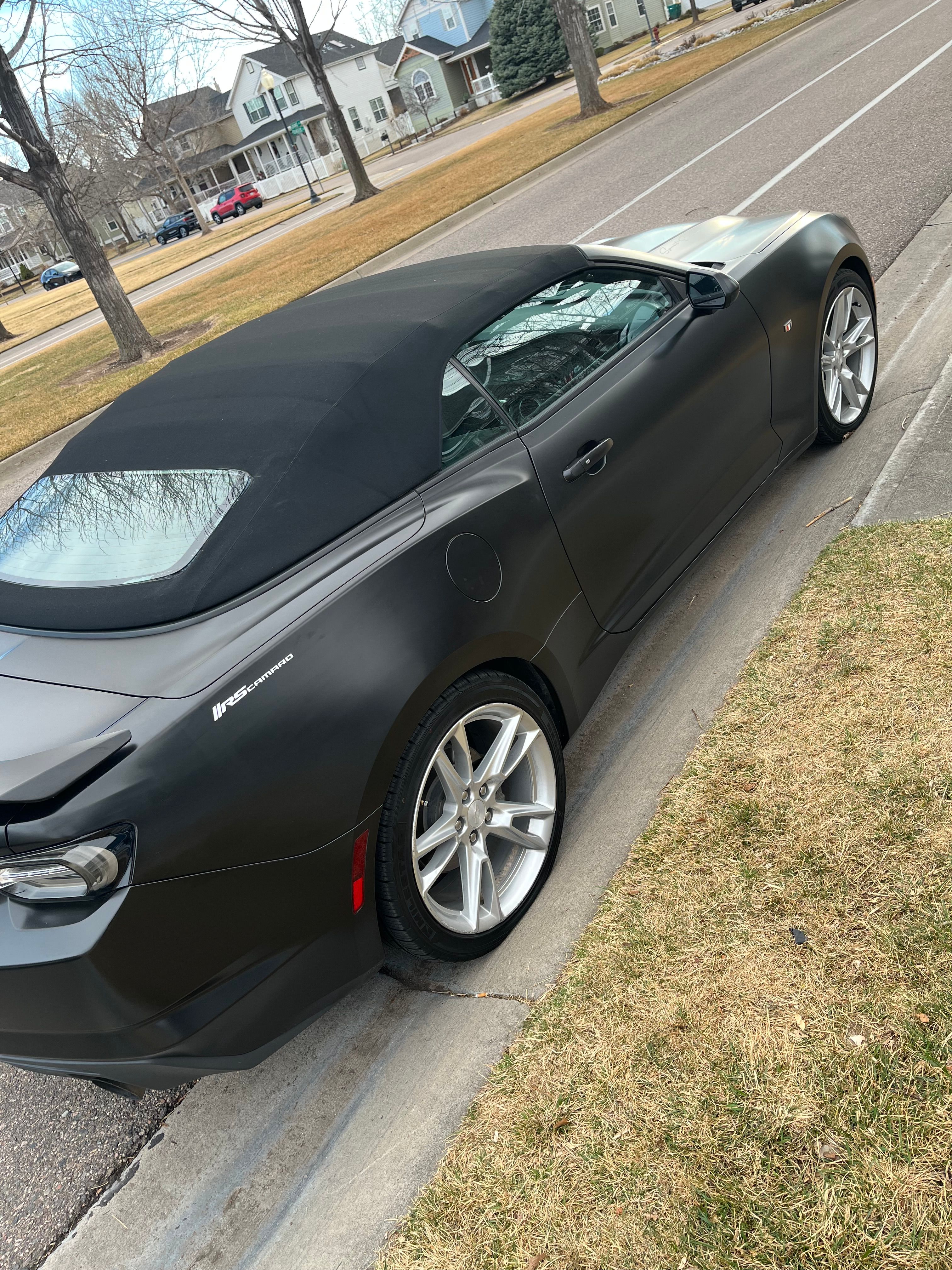 Used 2020 Chevrolet Camaro LT w/ RS Package RWD image 5