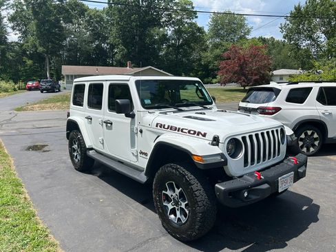Used 2020 Jeep Wrangler Unlimited Rubicon AWD/4WD image 4