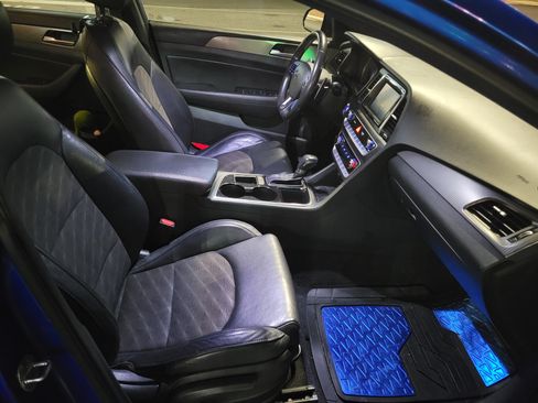 Used 2018 Hyundai Sonata Sport image 6