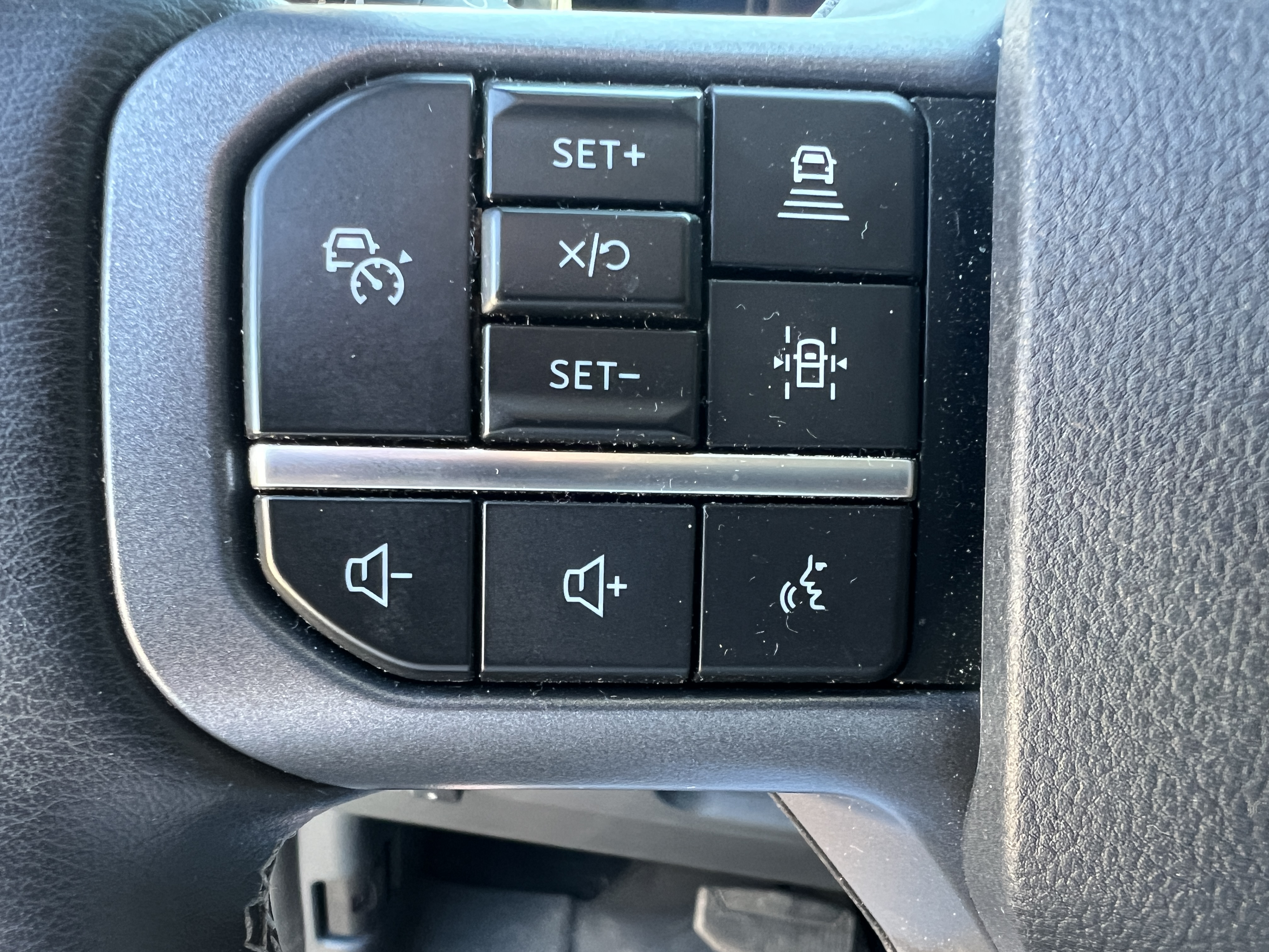 Used 2025 Ford F250 Lariat w/ Lariat Ultimate Package AWD/4WD image 18
